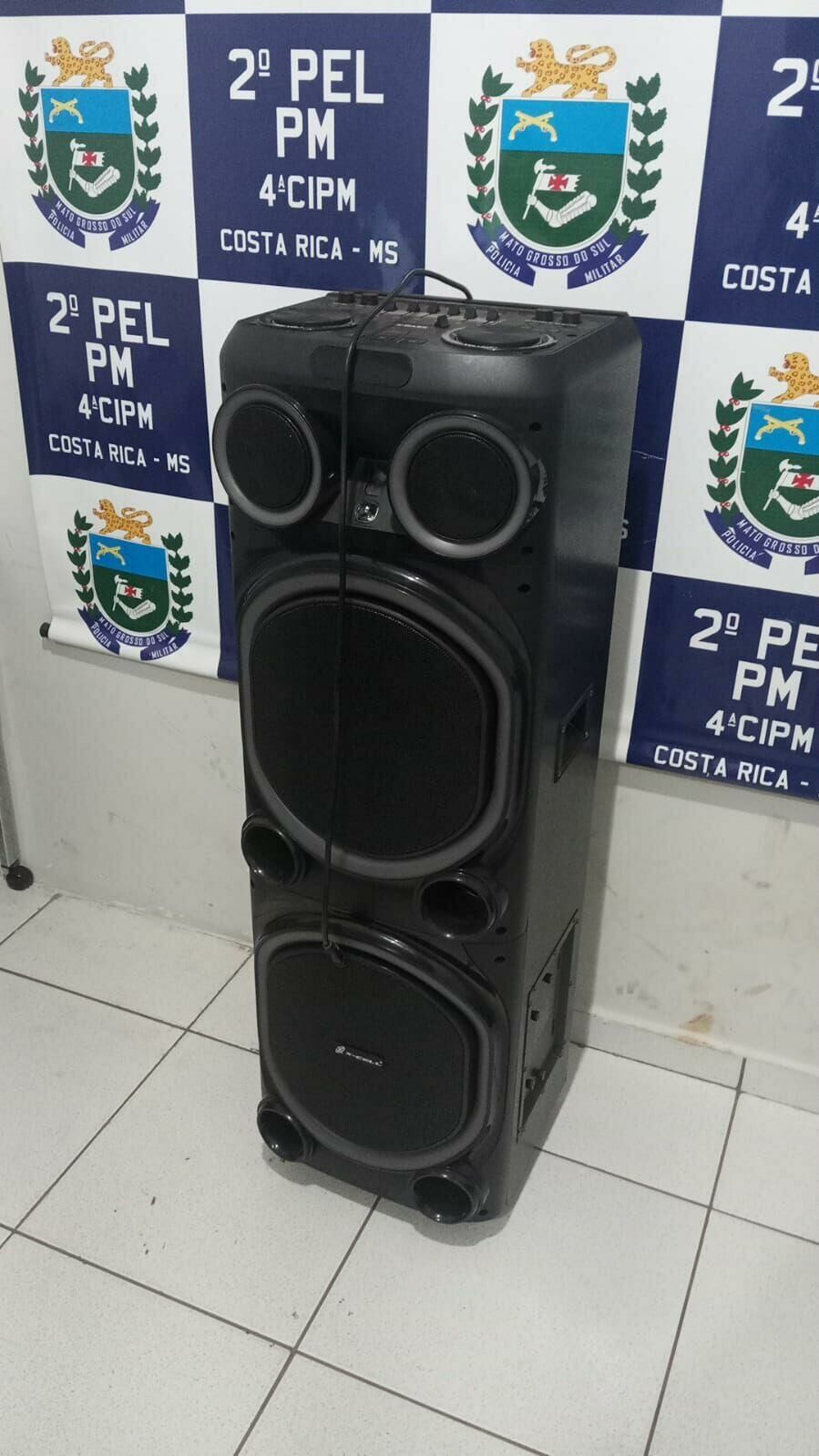 Imagem de compartilhamento para o artigo Acabou a festa: homem é levado à delegacia e caixa de som apreendida por som alto em Costa Rica da MS Todo dia